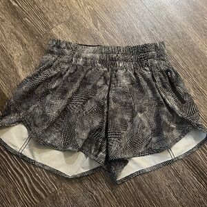 Lululemon track that shorts